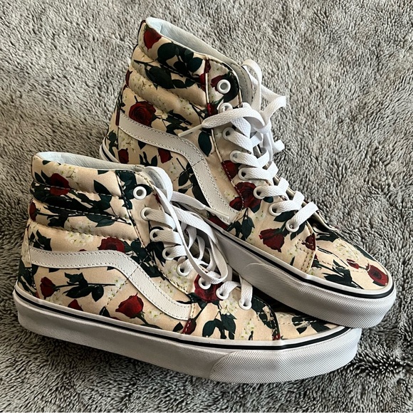 ✨ SOLD ✨ Vans | Sk8-Hi Roses - Sand Dollar - Picture 3 of 4